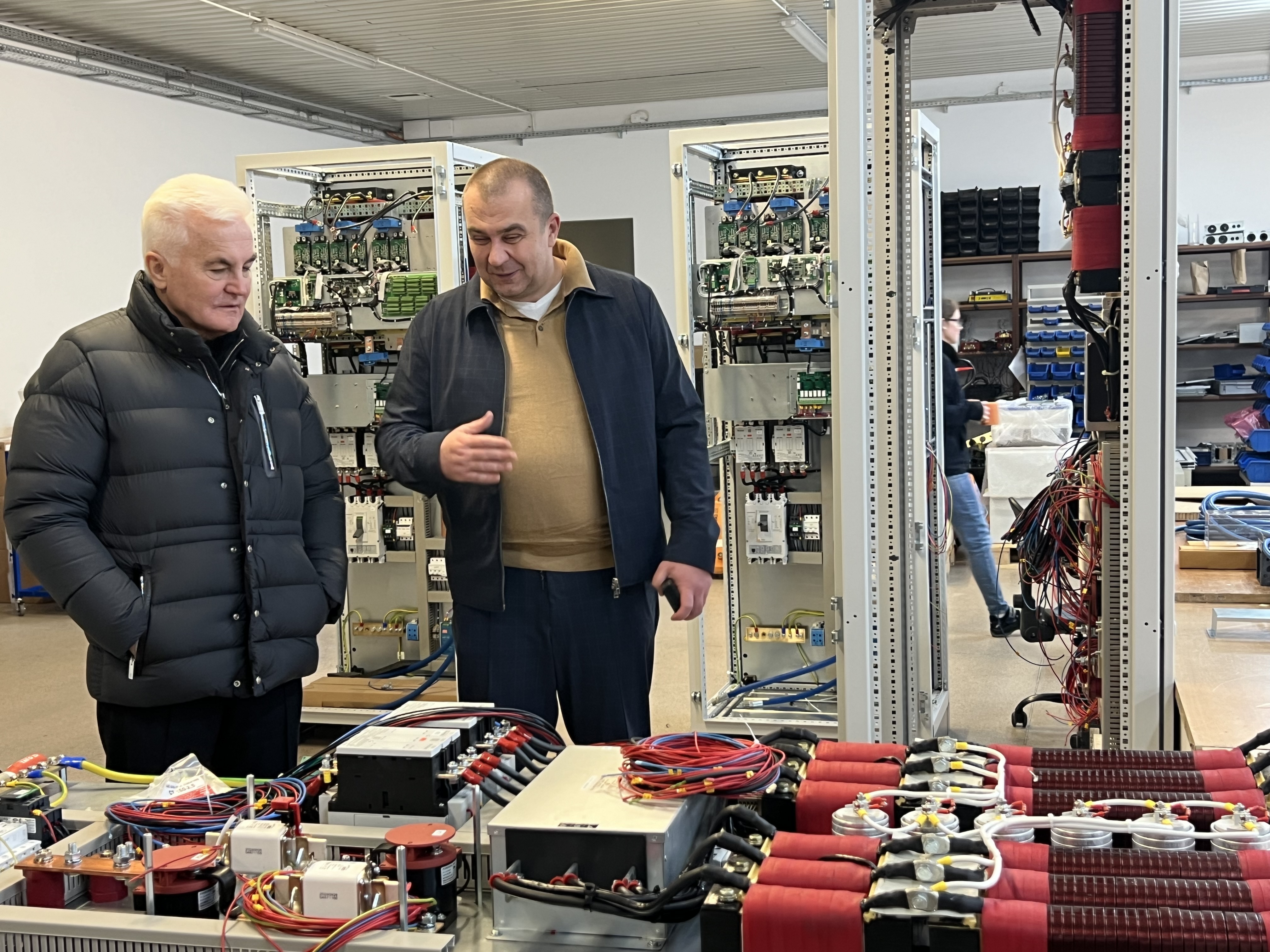 Ukrainian hydropower engineers study European experience in manufacturing power equipment