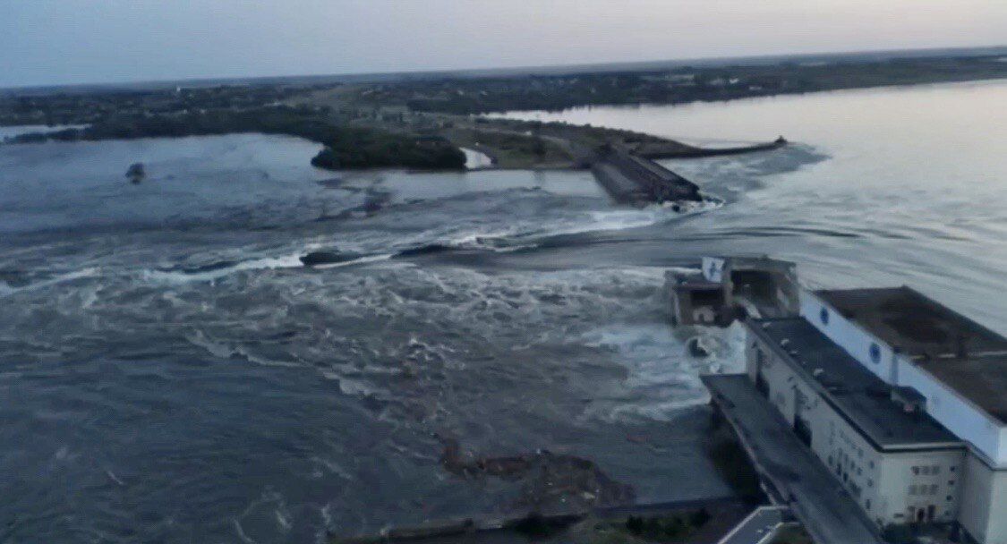 On the night of June 6, the Russian occupation forces demolished Kakhovka HPP