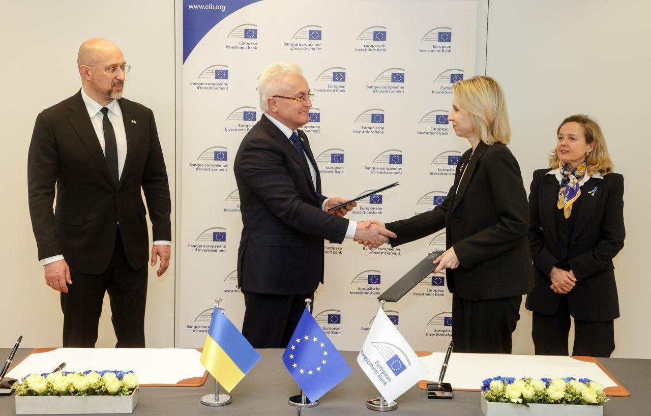 Ukrhydroenergo and EIB will cooperate in technical re-equipment of three Ukrainian HPPs