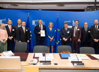 European-Ukrainian Energy Transformation Hub (EUETH) presented in the European Commission 